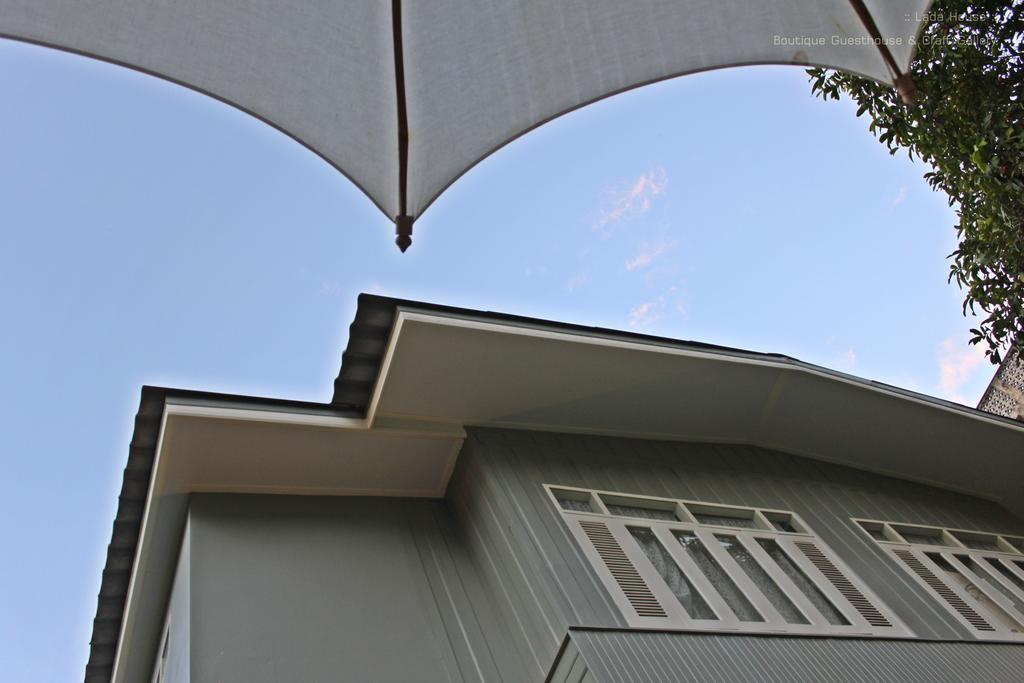 Lada House Lampang Exterior foto