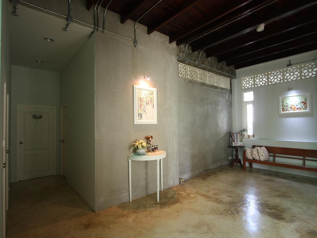 Lada House Lampang Exterior foto